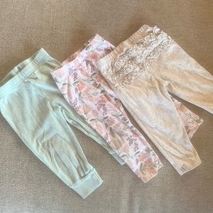 Bundle of 3 leggings